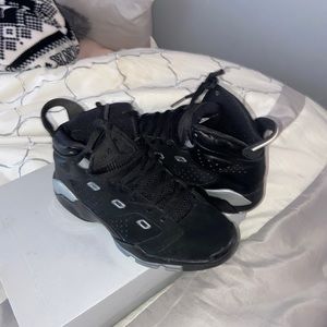 Jordan grey n black sneakers